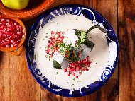 ������� ����� ������� � ������ ��� � ���� ������ (Chiles en Nogada)